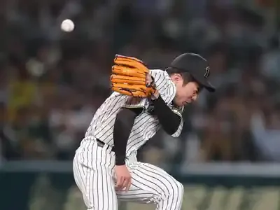 石井大智、緊急事態と躍進の舞台裏：阪神タイガースの頼れる右腕の「今」